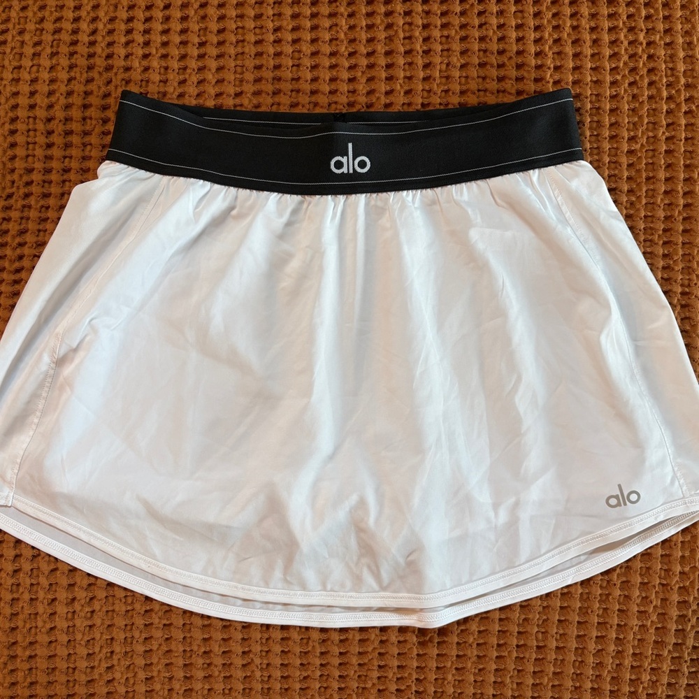 ALO Yoga Match Point Tennis Skirt - White S